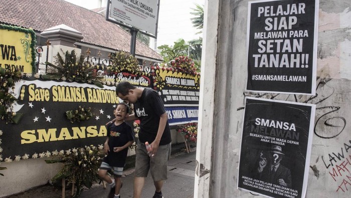 1746359456008-aksi-dukungan-untuk-sma-negeri-1-bandung-1746342748893_169