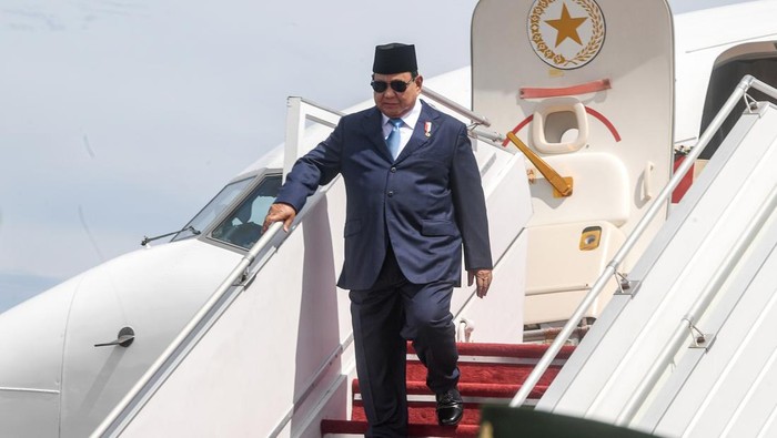 1747199304478-presiden-prabowo-tiba-di-brunei-untuk-terima-gelar-kehormatan-1747194933575_169