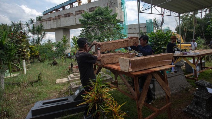 1748192826406-190-makam-direlokasi-untuk-proyek-tol-yogya-bawen-1748159455616_169