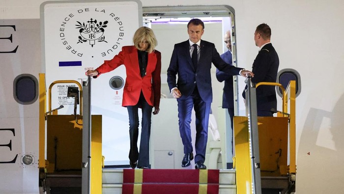 1748754509202-presiden-emmanuel-macron-dan-brigitte-macron-1748325729616_169