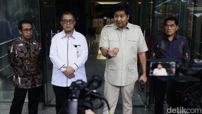 1750266417123-kementerian-pkp-dan-kpk-sepakat-perkuat-kolaborasi-antikorupsi-1750256370938_169