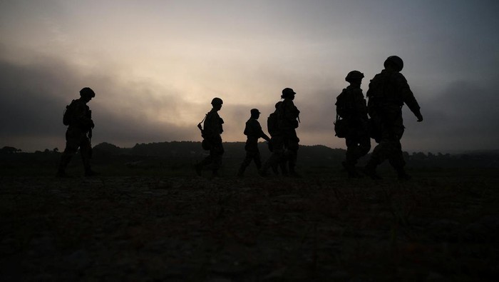 1756316002174-tentara-as-dan-korsel-unjuk-kekuatan-di-latihan-gabungan-1756268748968_169