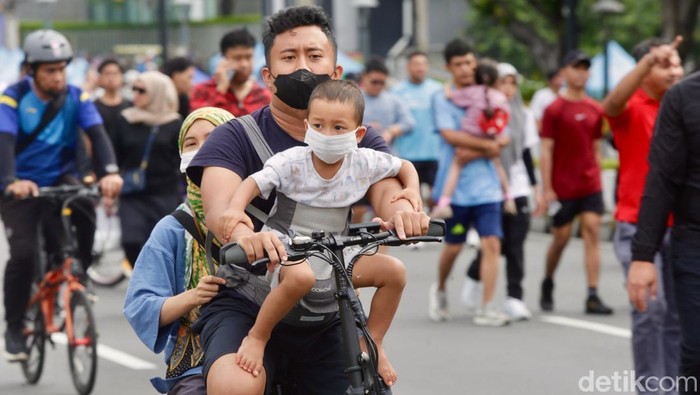 1757223148256-car-free-day-jakarta-ramai-lagi-warga-padati-sudirman-1757217776531_169