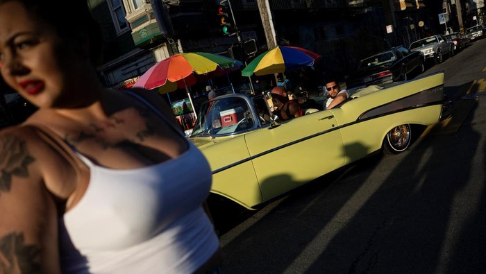 1758475792709-parade-lowrider-guncang-san-francisco-angkat-pesan-pro-imigrasi-1758432961643_169