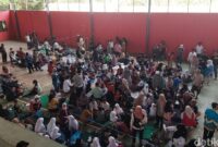 1759062030468-korban-keracunan-mbg-di-bandung-barat-1758700143880_169