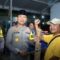1759491873856-kapolres-metro-tangerang-kota-mengajak-warga-menjaga-kamtibmas-lewat-siskamling-1759486494831_169