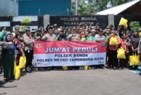 1760160586359-kapolres-metro-tangerang-kota-kombes-raden-muhammad-jauhari-1760158434576_169