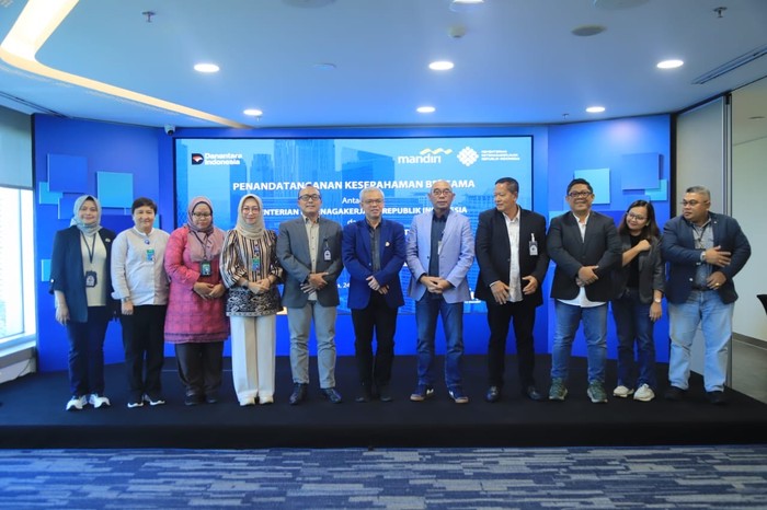 1761370159852-kemnaker-bank-mandiri-sinergi-genjot-kompetensi-sdm-layanan-perbankan-1761365416328