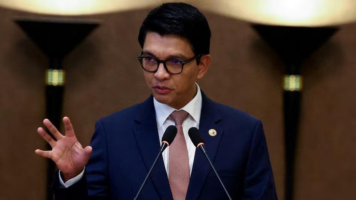 1761413472083-presiden-madagaskar-andry-rajoelina-1760432647603_169