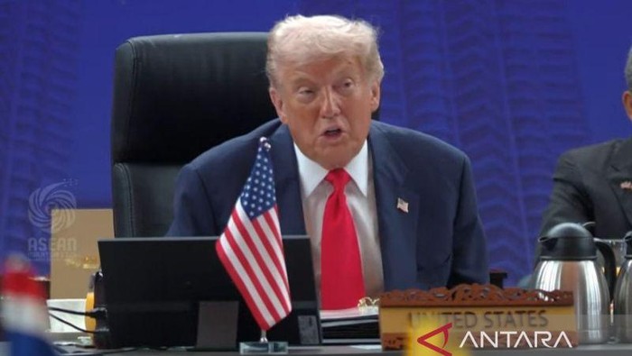 1761478590359-donald-trump-dalam-pidatonya-pada-ktt-ke-47-asean-di-kuala-lumpur-malaysia-minggu-26102025-antarafathur-rochman-1761471599422_169