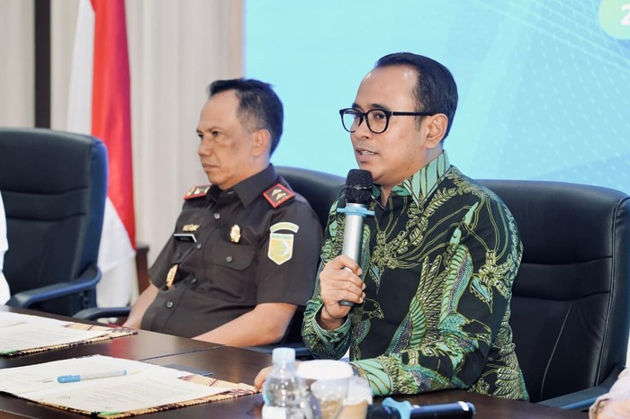 1761651477466-pt-asdp-indonesia-ferry-persero-menjalin-kerja-sama-strategis-dengan-kejaksaan-tinggi-kejati-dki-jakarta-dalam-bidang-hukum-pe-1761648708405