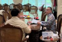1761737873260-wakil-ketua-dpr-ri-sufmi-dasco-ahmad-menemui-presiden-prabowo-subianto-di-kediaman-widya-chandra-jakarta-selatan-doksekretaria-1761734573683_43