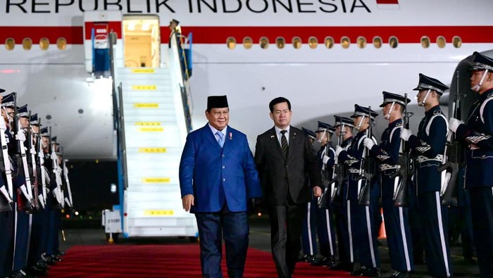 1761845911859-presiden-prabowo-tiba-di-korea-selatan-1761837314921_169