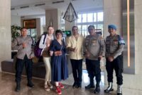 1761889435261-wna-asal-rusia-mengapresiasi-pelayanan-cepat-polres-kepulauan-seribu-saat-lapor-kehilangan-ponsel-1761885132004_169