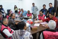 1762384853403-kejaksaan-agung-kejagung-telah-menyelesaikan-berkas-penyidikan-kepada-delapan-tersangka-kasus-korupsi-tata-kelola-minyak-menta-1762361225423_169