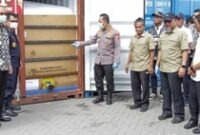 1762429303807-polri-ungkap-penyelundupan-87-kontainer-produk-turunan-cpo-senilai-rp287-miliar-1762417594593_43