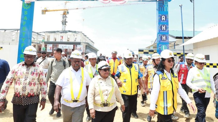 1762515415463-wamendagri-ribka-haluk-1762512982302_169