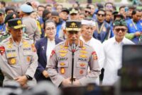 1762579799378-kapolri-jenderal-sigit-prabowo-mengecek-kesiapan-polda-jabar-dan-stakeholder-terkait-dalam-menghadapi-bencana-alam-dokpolri-1762577718669_169