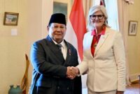 1762926072549-prabowo-bertemu-gubernur-jenderal-australia-sam-mostyn-di-admiralty-house-sydney-rabu-12112025-1762921677451_169
