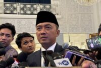 1763055370040-menteri-sekretaris-negara-mensesneg-prasetyo-hadi-1758102225468_169