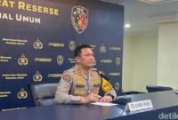 1763206259195-kabid-humas-polda-metro-jaya-kombes-bhudi-hermanto-wildan-ndetikcom-1762769617889_169