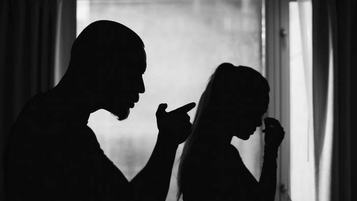 1763206348971-ilustrasi-kekerasan-dalam-rumah-tangga-1752337672099_169