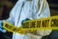 1763227644970-ilustrasi-garis-polisi_169