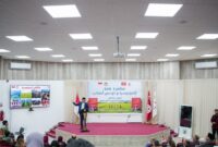 1763248758986-duta-besar-republik-indonesia-zuhairi-misrawi-untuk-tunisia-saat-menggelar-kuliah-umum-tentang-diplomasi-persahabatan-indonesi-1763230004859_169