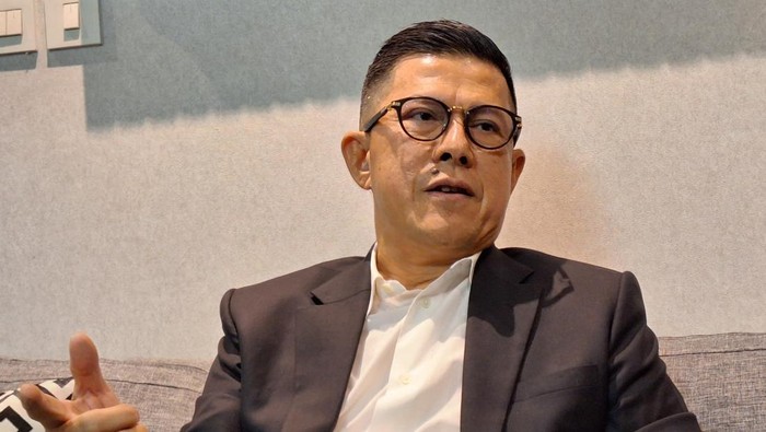 1763292907034-anggota-komisi-iii-dpr-ri-soedeson-tandra_169