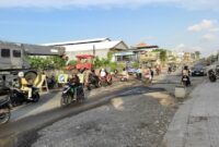 1763314318607-kondisi-jalan-dari-pengubengan-kangin-menuju-teuku-umar-barat-kuta-utara-badung-dipotret-pada-kamis-2102025-agus-ekadetikbali-1759500782362_169