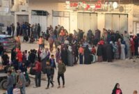 1763400959182-perjuangan-warga-gaza-mengantre-dua-jam-untuk-sebungkus-roti-1763383986275_169