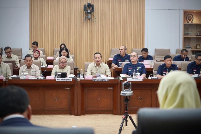 1763485544378-kemenkop-1763475955548