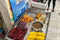 1763917526662-menu-sarapan-kukusan-lagi-viral-begini-isian-dan-rasanya-1763714872829_169