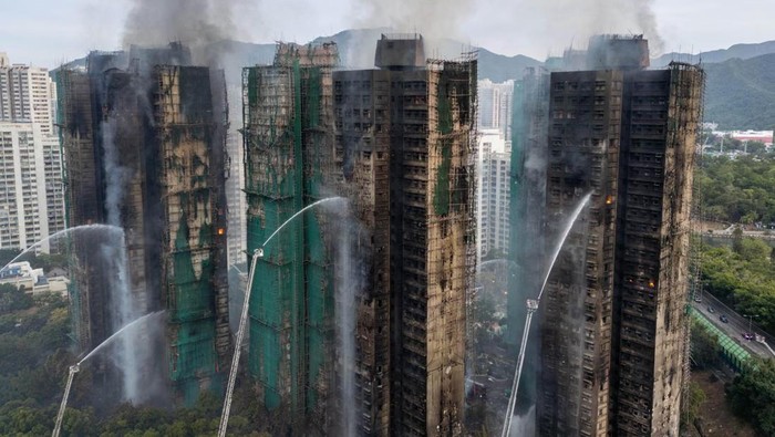 1764263131142-wang-fuk-court-di-hong-kongvernon-yuennexpherzuma-press-wireshutterstock-via-the-guardian-1764223783590_169