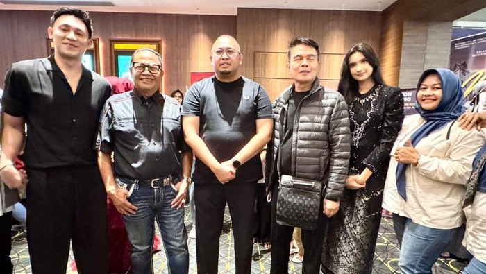 1764435934369-andre-rosiade-nobar-film-nia-1764427723340_169