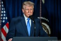 1764587179218-trump-jeda-pemberian-suaka-tanpa-batas-waktu-1764585692836