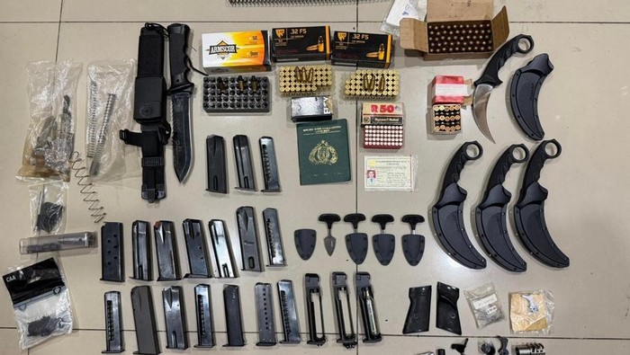 1764651967972-barang-bukti-amunisi-dok-ist-1764650044363_169