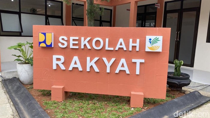 1764824794247-sekolah-rakyat-di-balai-besar-pelatihan-vokasi-dan-produktivitas-bbpvp-semarang-kecamatan-pedurungan-kota-semarang-selasa-3092-1759218274771_169