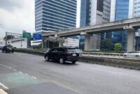 1764997562068-jalan-gatot-subroto-yang-berlubang-sudah-diperbaiki-1764994995202_169