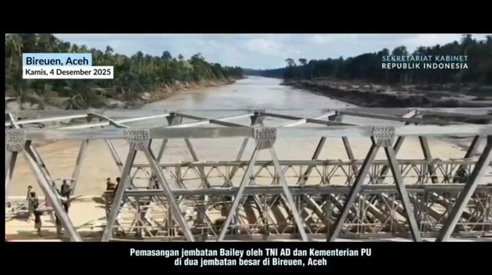 1765019153518-jembatan-bailey-di-bireuen-aceh-segera-difungsikan-untuk-menghubungkan-kota-medan-dan-banca-aceh-1765013049451_169