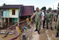 1765062291678-wakil-panglima-tni-jenderal-tni-tandyo-budi-r-meninjau-desa-garoga-dan-batuhulu-di-tapanuli-selatan-sumatera-utara-1765044150349_169