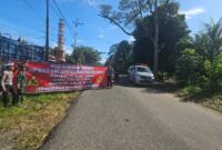 1765083932351-polisi-merekayasa-lalu-lintas-menuju-lokasi-terdampak-bencana-galodo-di-kecamatan-palembayan-kabupaten-agam-sumatera-barat-1765079346366_169