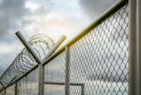 1765235068115-ilustrasi-penjara_169