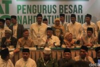 1765299924272-kh-zulfa-mustofa-resmi-jadi-pj-ketum-pbnu-1765298227291_169