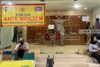 1765364751000-kepolisian-membangun-posko-untuk-membantu-keluarga-korban-kebakaran-gedung-yang-berlokasi-di-kemayoran-jasad-22-korban-juga-se-1765284486897_169