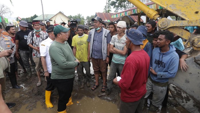 1765407886937-wakil-ketua-umum-waketum-pkb-cucun-ahmad-syamsurijal-1765389303168_169