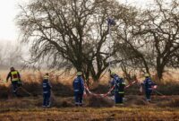 1765472737798-gerak-cepat-damkar-tangani-kebocoran-pipa-minyak-200-ribu-liter-1765448384556_169