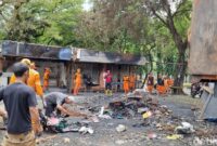 1765688710292-tkp-ricuh-matel-dikeroyok-hingga-tewas-di-kalibata-jaksel-taufiqdetikcom-1765687759588_169