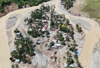 1765710352663-dampak-kerusakan-pascabanjir-bandang-di-nagan-raya-1764562775684_169