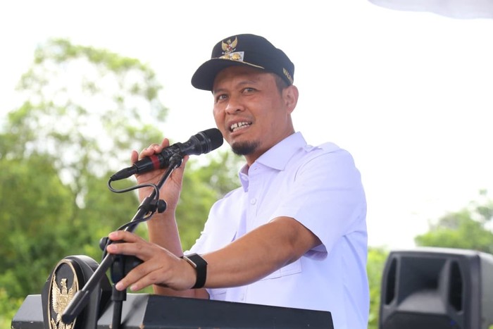 1765883133739-wali-kota-pekanbaru-agung-nugroho-1758707492496